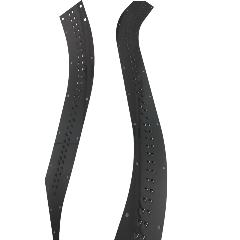 1.7米大鋼件鍍 DLC 塗層，可以顯著提高鋁件的性能和使（shǐ）用（yòng）壽命